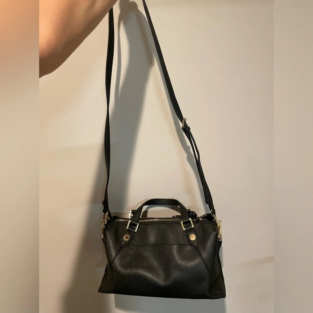 Calvin Klein leather bag - Picture 4 of 6